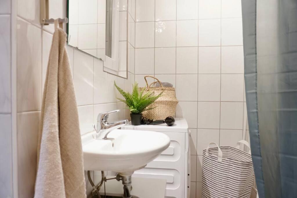Gemutliches Kleines Studio-Apartment In Top Lage Nahe Karlsruhe Innenstadt Mit Klimaanlage Dış mekan fotoğraf