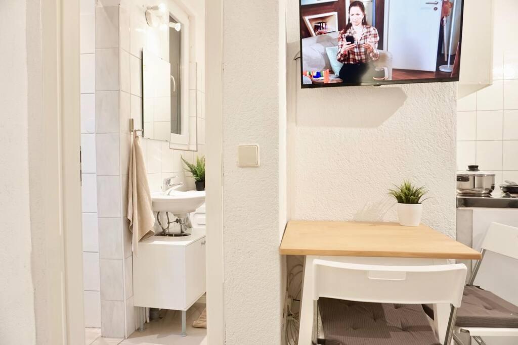 Gemutliches Kleines Studio-Apartment In Top Lage Nahe Karlsruhe Innenstadt Mit Klimaanlage Dış mekan fotoğraf